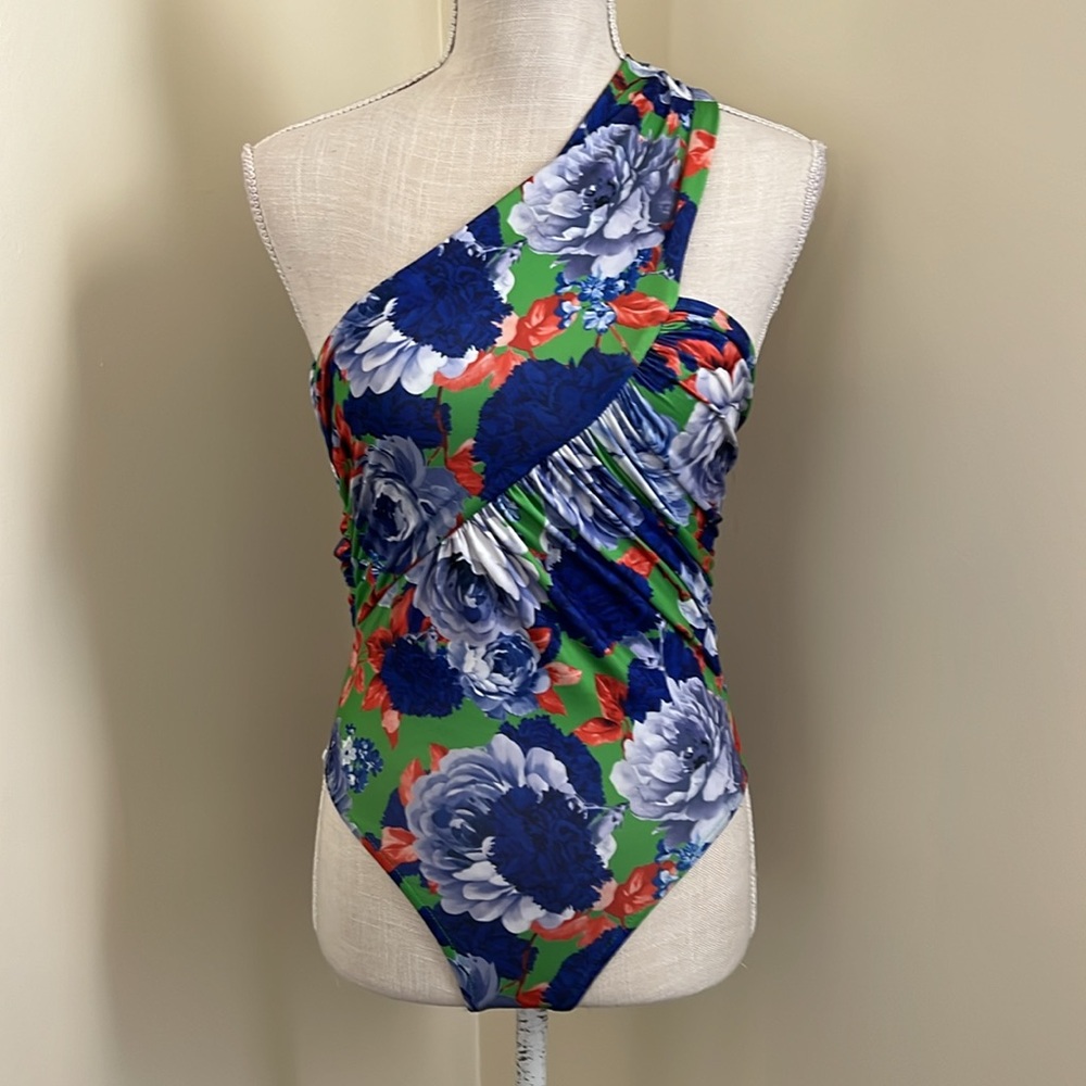 🆕 Zara One Sleeve Floral
Asymmetric Bodysuit - Picture 7 of 15